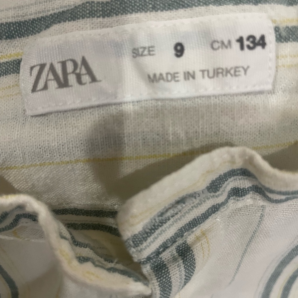 Zara button down shirts - Picture 4 of 4